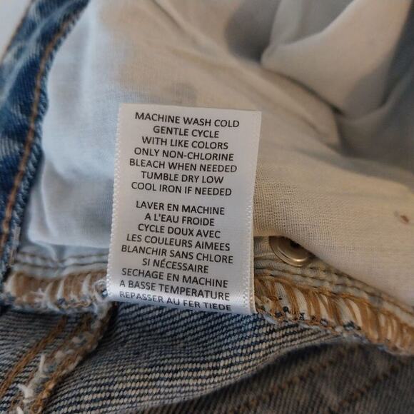 Tinseltown NWT Jeans Size 9/29 Blue Hi Rise Mom Denim Distressed Casual - Picture 13 of 13